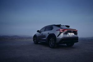 Toyota bZ4X AWD 2021 года  (WW)
